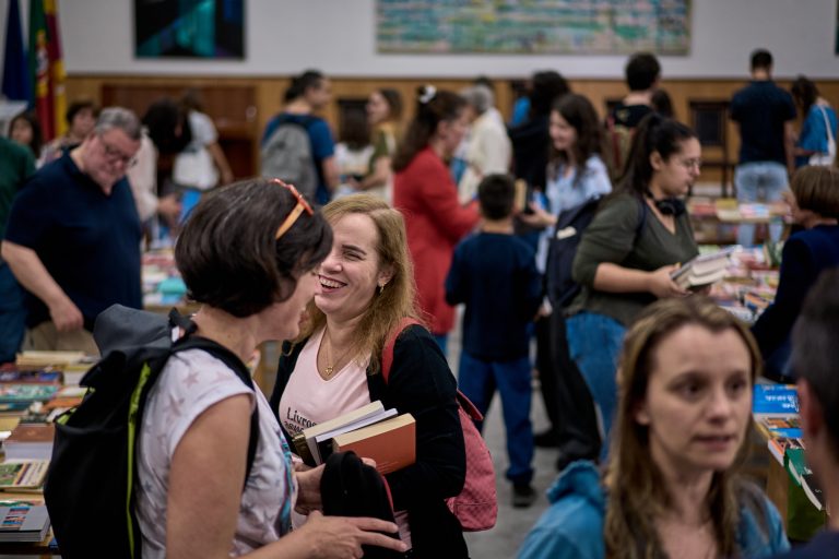Jornal Campeão: Amanhã há nova edição da Feira do Livro Dado em Coimbra