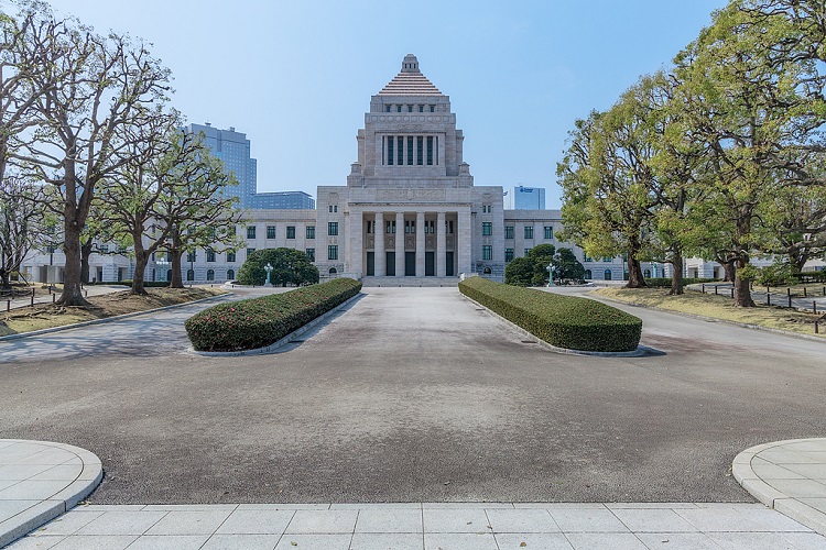 Jornal Campeão: Comunidade internacional reage a declarações sobre armamento nuclear no Japão