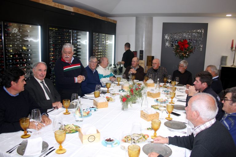 Jornal Campeão: Ex-combatentes em Mueda conviveram no Caçarola Dois na Figueira da Foz