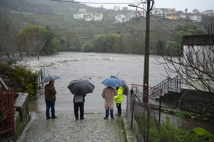 Jornal Campeão: Cerca de três mil pessoas podem ficar sem água em Oliveira do Hospital