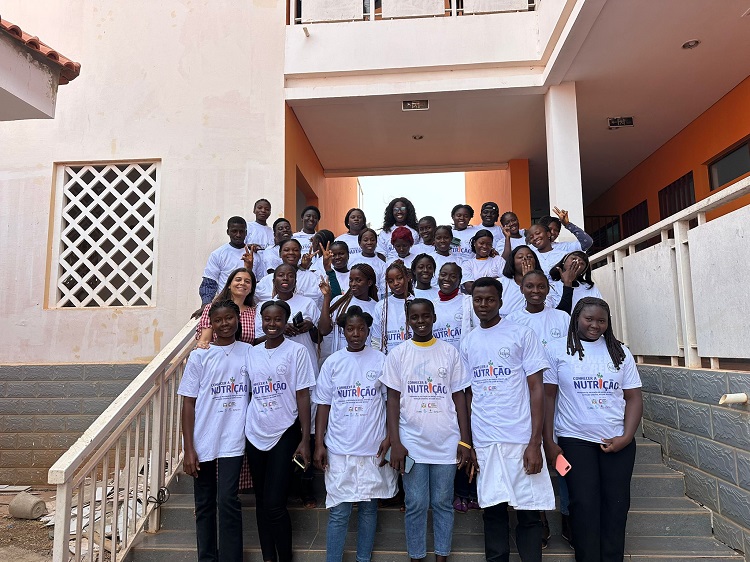 Jornal Campeão: Escola de Saúde de Coimbra ajuda a formar nutricionistas na Guiné-Bissau