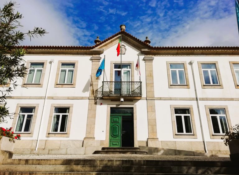 Jornal Campeão: Câmara de Oliveira do Hospital reforça verbas para as freguesias com mais 442,5 mil euros