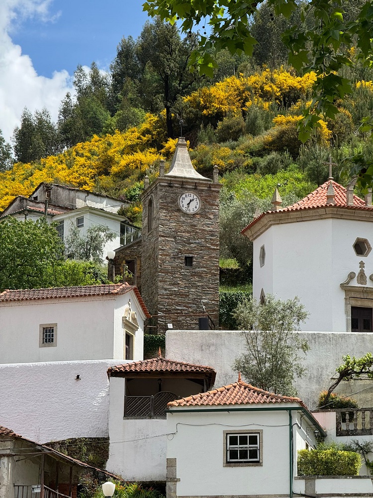 Jornal Campeão: Benfeita é a aldeia de Arganil que não deixa a paz ser esquecida