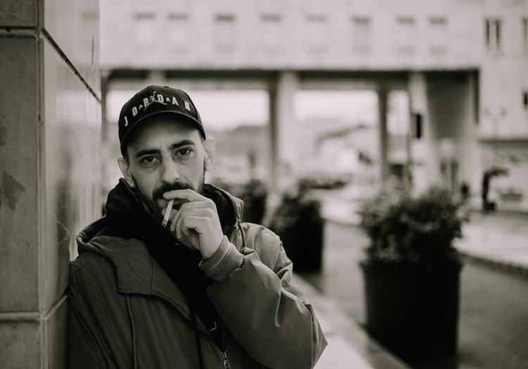 Jornal Campeão: Single de estreia de Gonçalo Guiné apresenta “uma Coimbra longe dos postais turísticos”