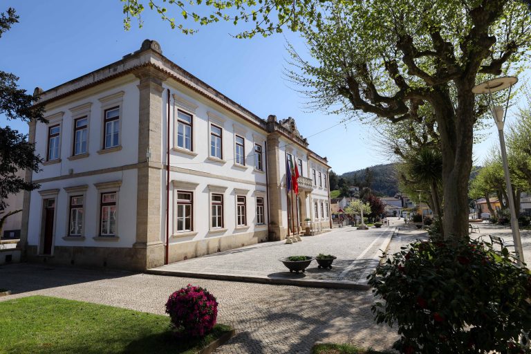 Jornal Campeão: Miranda do Corvo quer reforçar apoio à natalidade e adopção