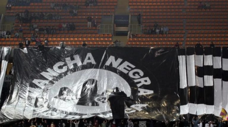 Jornal Campeão: Académica de Coimbra repudia assalto à sala da Mancha Negra