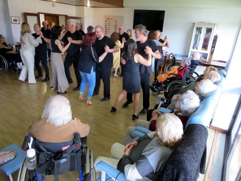 Jornal Campeão: Tribo da Dança levou danças latinas à Misericórdia – Obra da Figueira