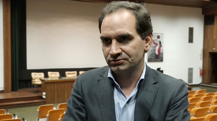 Jornal Campeão: João Nuno Calvão da Silva preocupado com o agravamento da pobreza